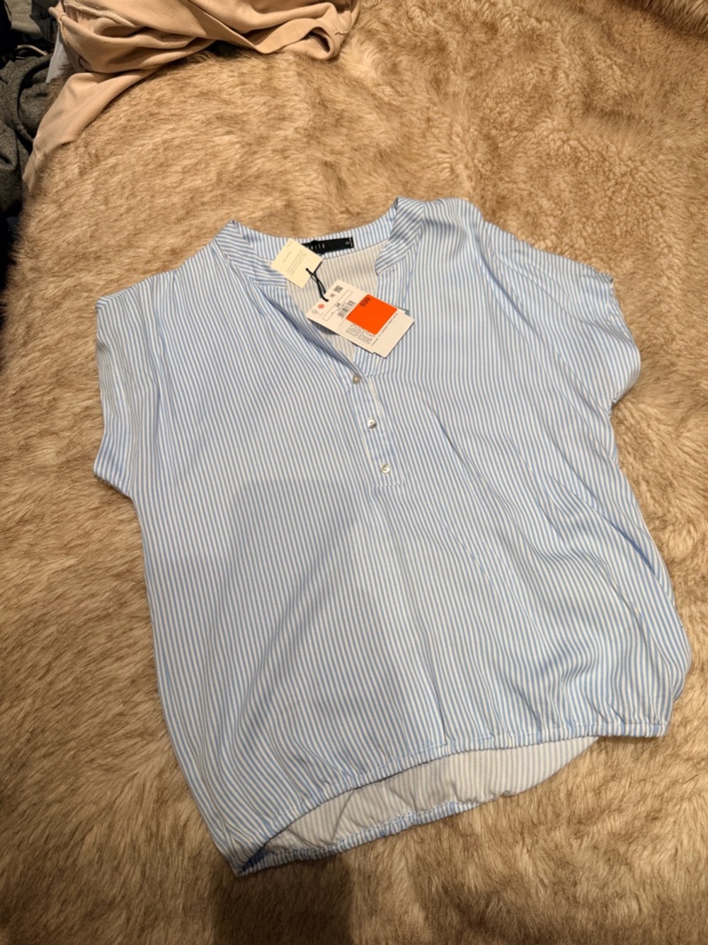 Light Blue & White Striped Button up Blouse size XS NWT - Picture 3 of 4